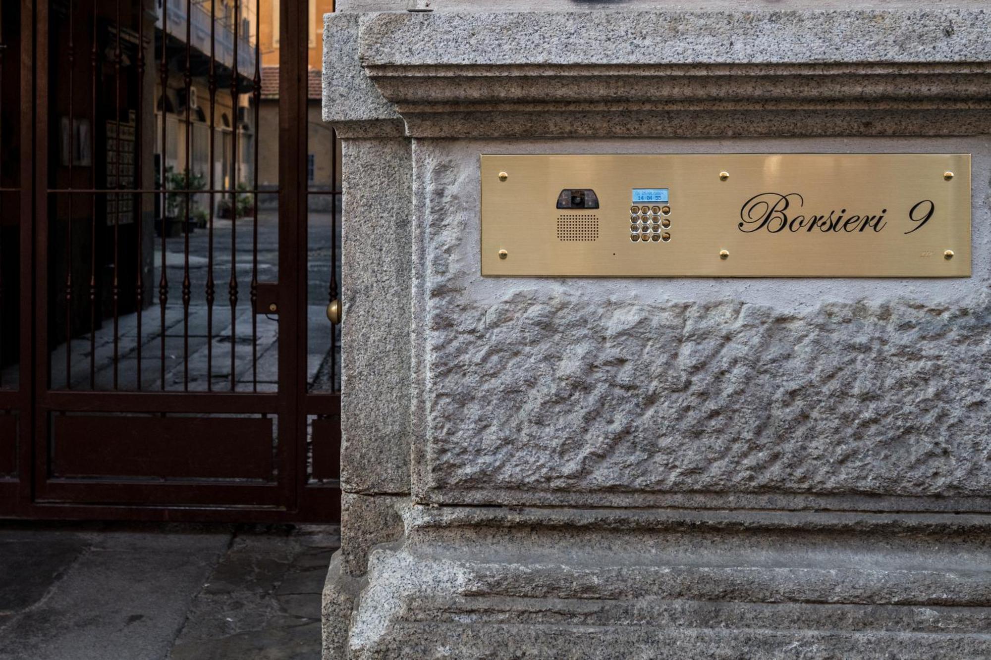 Shortmi Borsieri Apartment Milan Bagian luar foto